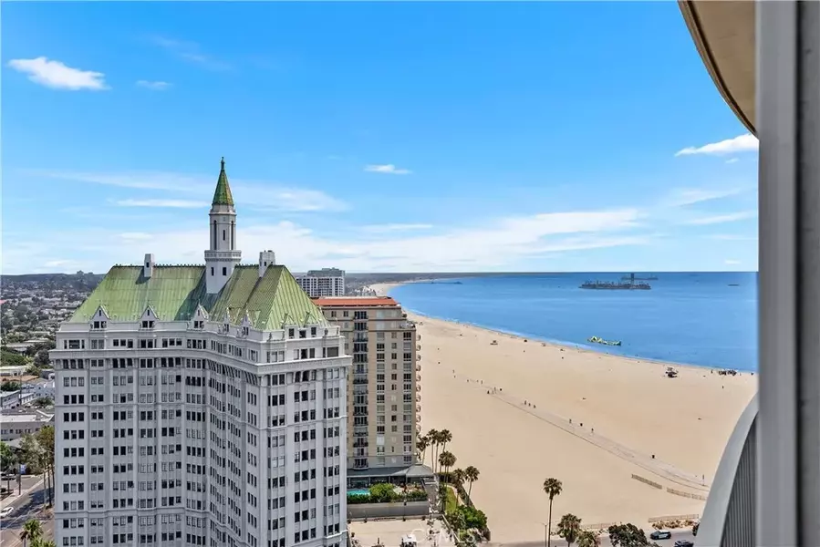 700 E Ocean Boulevard #2703, Long Beach, CA 90802