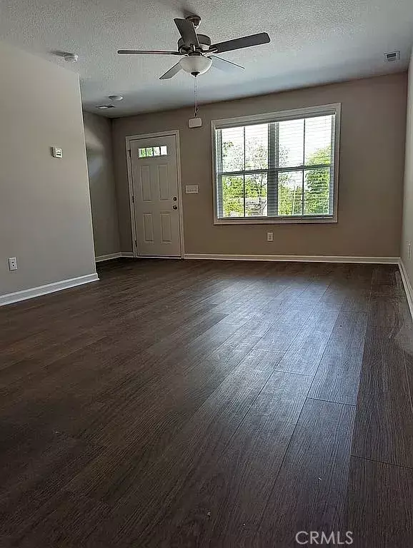 Outside Area (outside Ca), TN 37042,118 Walnut Street