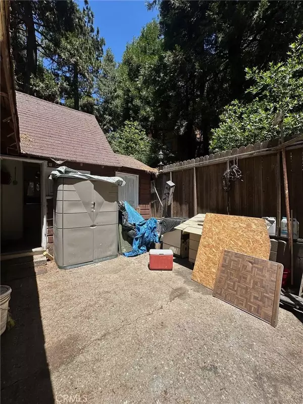 Crestline, CA 92325,23772 Inspiration Road