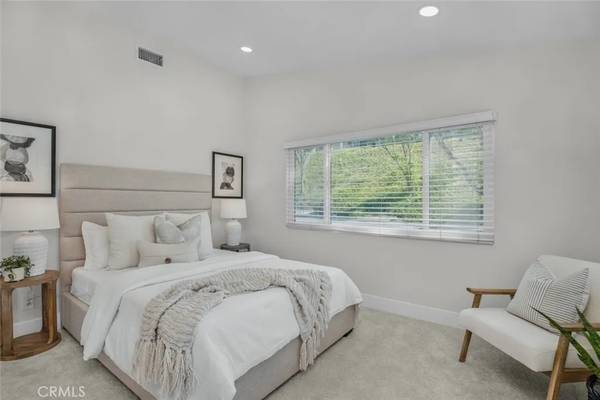 Mission Viejo, CA 92692,28041 Via Machado