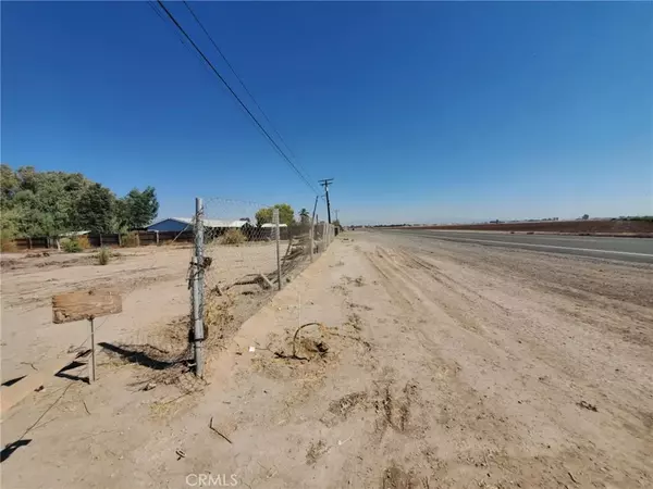 Blythe, CA 92225,14983 S Neighbours