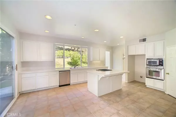 San Clemente, CA 92672,920 Rio Lindo