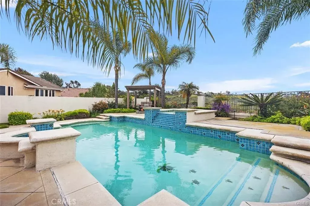 Laguna Niguel, CA 92677,26 Danforth Avenue