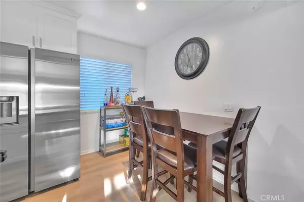 Costa Mesa, CA 92627,735 James Street