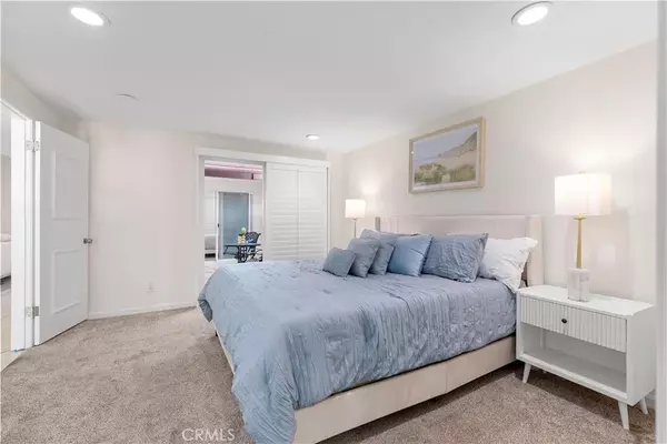 Tustin, CA 92780,14332 Kipling Lane