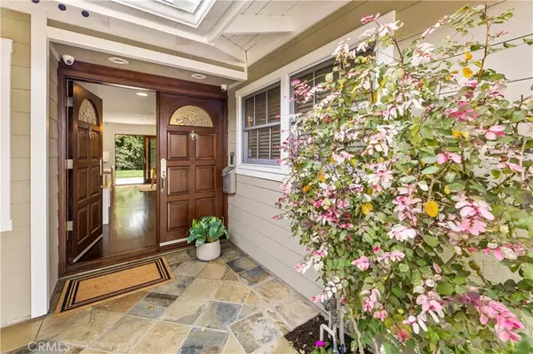 Costa Mesa, CA 92626,2038 N Capella Court
