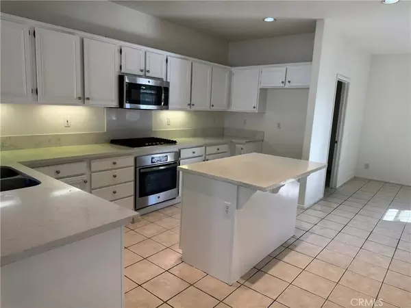 Irvine, CA 92618,59 Eaglecreek