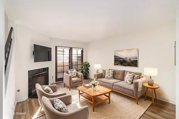 1828 Diamond Street #3, San Diego, CA 92109