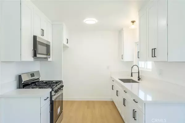 Redlands, CA 92374,1218 6th Street