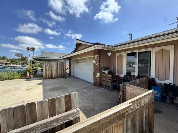 195 N Malena Drive, Orange, CA 92869