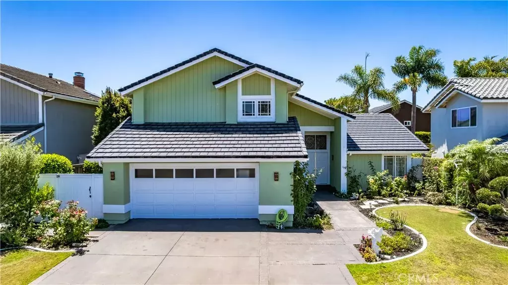 Huntington Beach, CA 92649,17675 Rainglen Lane