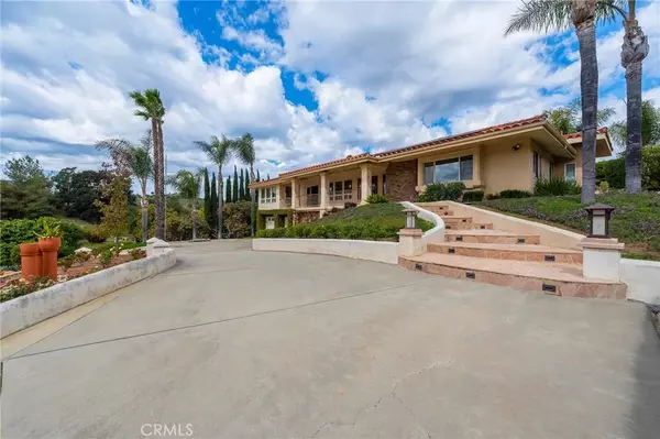 Fallbrook, CA 92028,2740 Los Alisos Drive