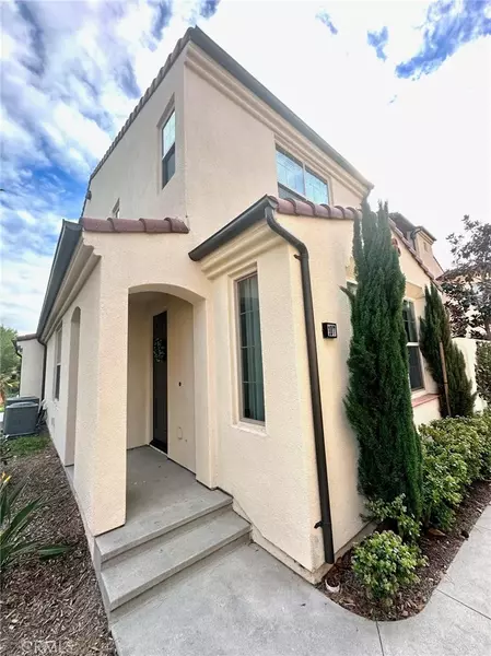 107 Tallowood, Irvine, CA 92620