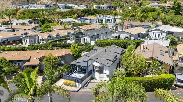 Laguna Beach, CA 92651,30802 Coast #D16