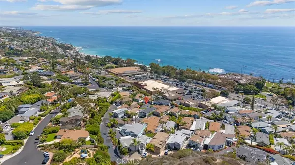Laguna Beach, CA 92651,30802 Coast #D16
