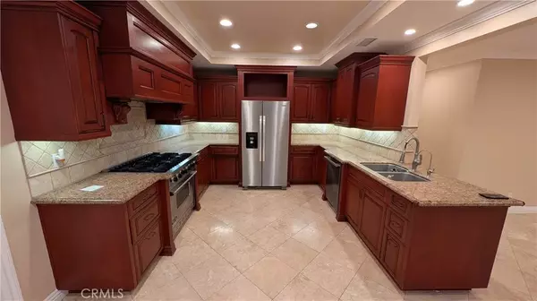 Fountain Valley, CA 92708,17046 Buttonwood Street
