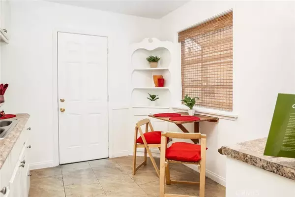 Long Beach, CA 90805,1434 E 68th St.