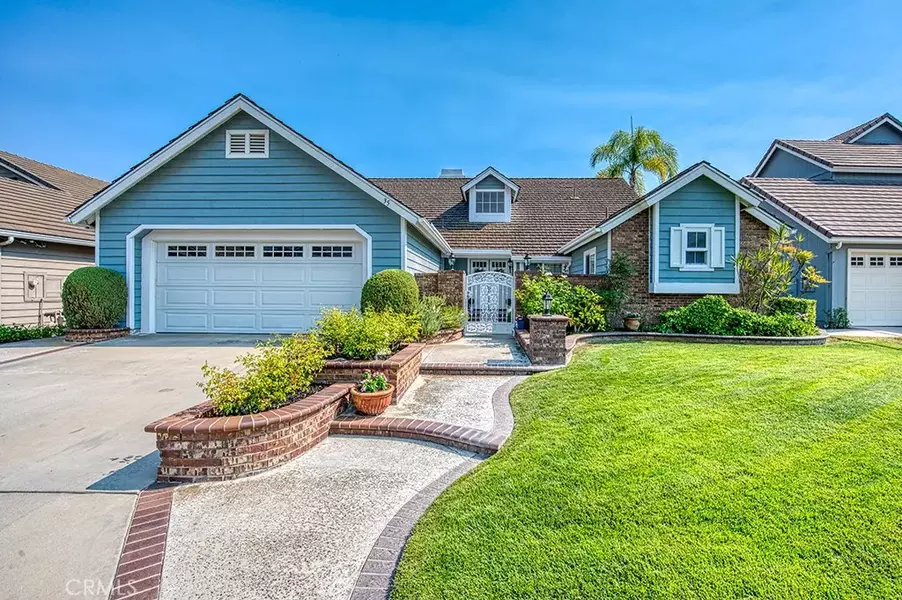35 Lexington Way, Coto De Caza, CA 92679