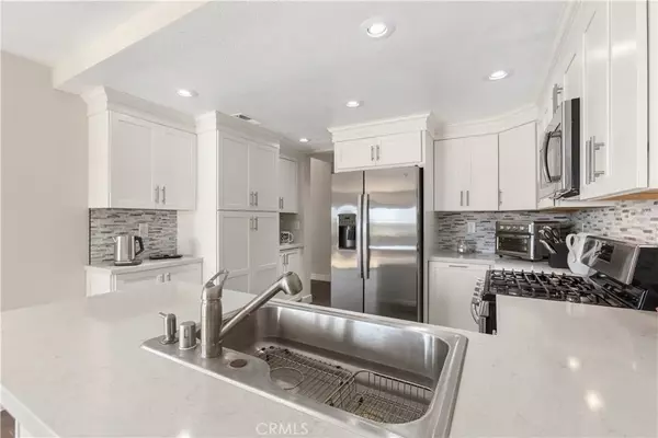 Laguna Niguel, CA 92677,24572 Via Del Oro