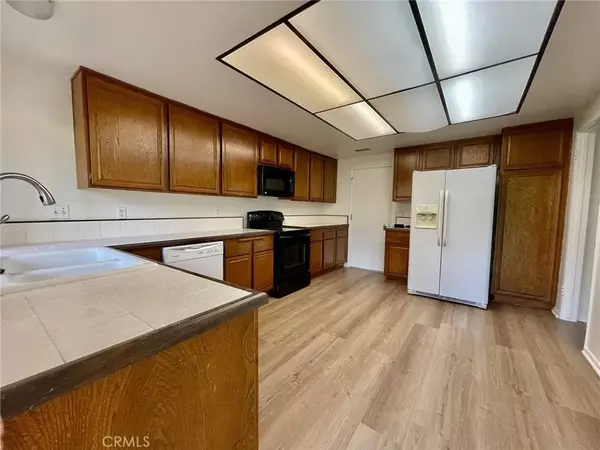 San Clemente, CA 92672,3370 Calle La Veta
