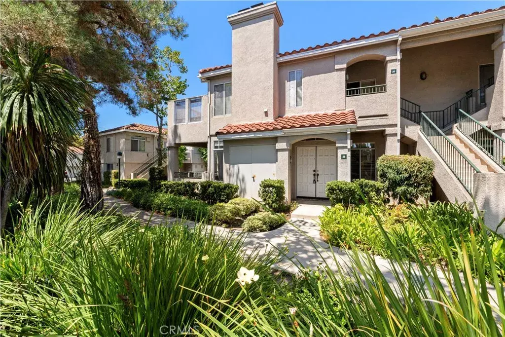Aliso Viejo, CA 92656,28 Sandpiper Lane