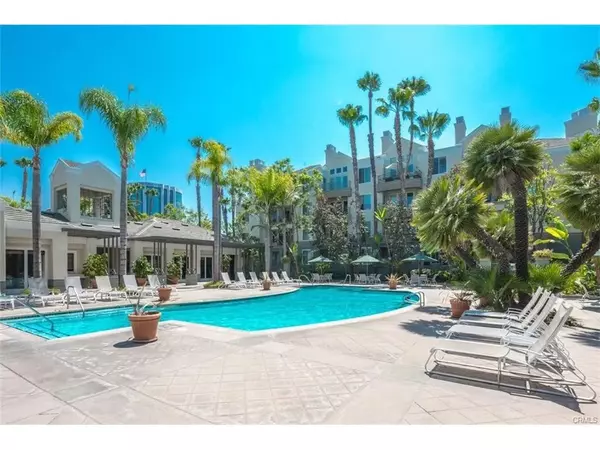 2243 Martin #107, Irvine, CA 92612