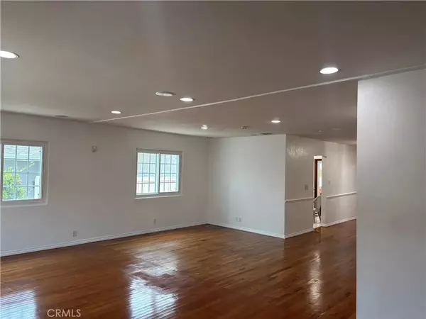 Inglewood, CA 90304,5448 W 116th Street