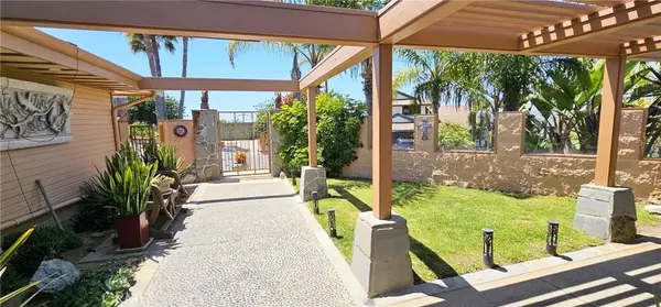 San Clemente, CA 92672,716 Avenida Columbo