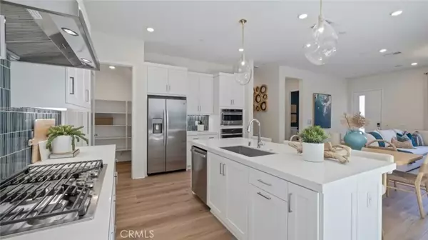 Irvine, CA 92618,293 Shoveler