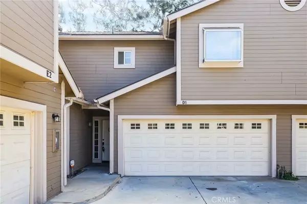 2210 Canyon Drive #D1, Costa Mesa, CA 92627