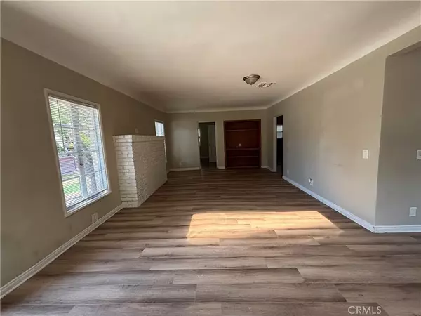 Van Nuys, CA 91401,14205 Haynes Street