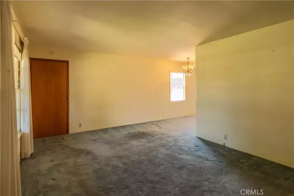 Long Beach, CA 90815,2125 Lomina Avenue