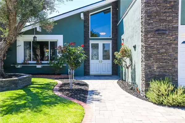 Costa Mesa, CA 92626,2761 Sandpiper Drive
