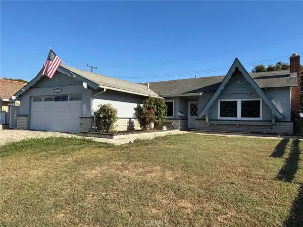 Huntington Beach, CA 92647,8342 Friesland Drive
