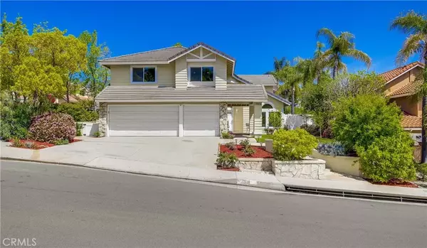 19416 Shadow Oak Drive, Lake Forest, CA 92679