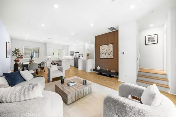 Irvine, CA 92618,173 SENTOSA