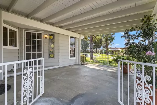 La Mirada, CA 90638,14000 Lake View Dr