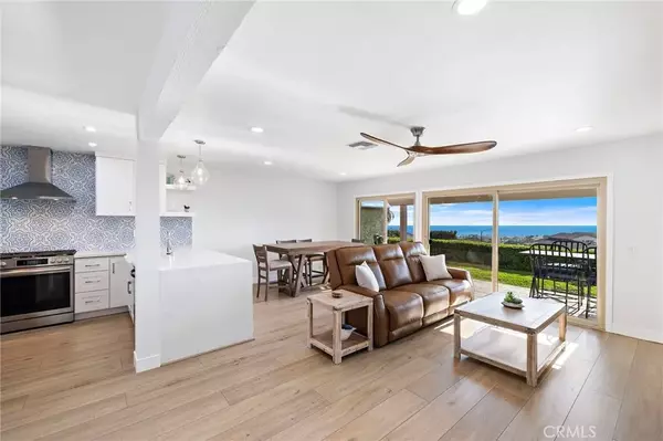 San Clemente, CA 92672,567 Avenida Adobe