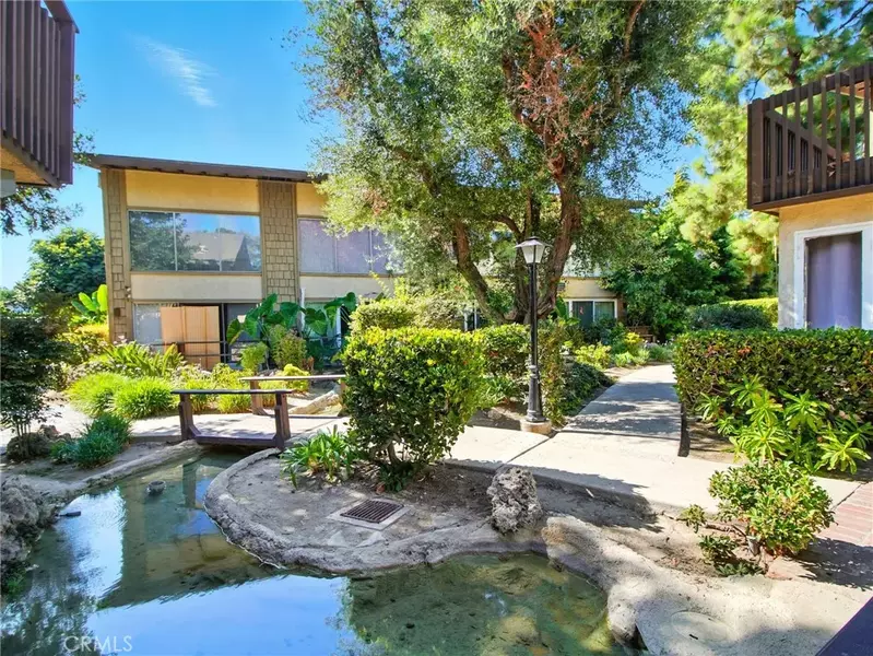 3050 S. Bristol St Unit #3, Santa Ana, CA 92704