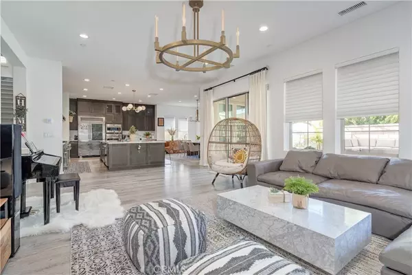 17341 Juniper Lane, Huntington Beach, CA 92649