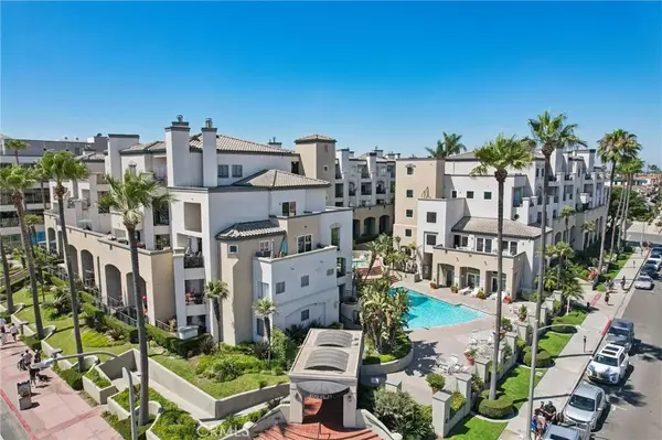 Huntington Beach, CA 92648,200 Pacific Coast #130