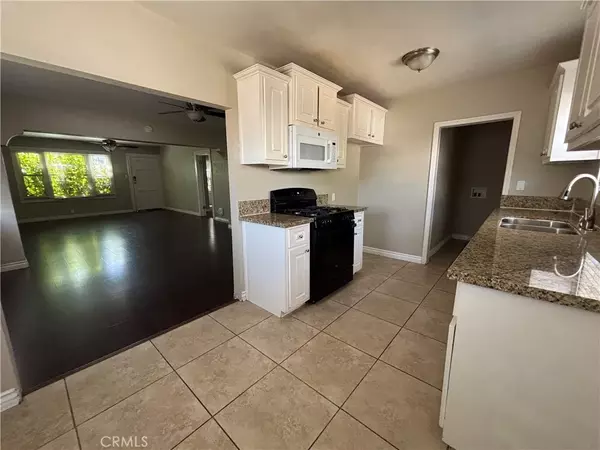 Los Angeles, CA 90008,3894 3rd Avenue