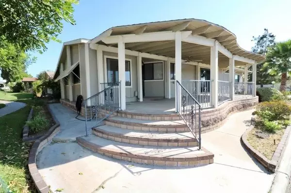 Brea, CA 92821,521 Forest Lake #64