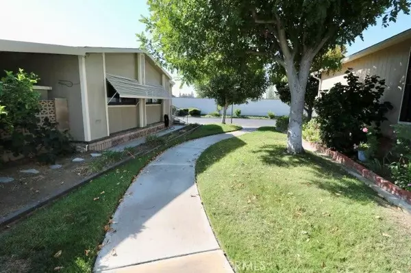 Brea, CA 92821,521 Forest Lake #64