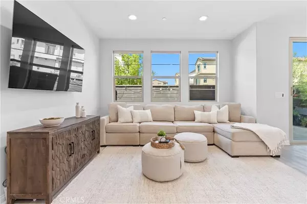 Rancho Mission Viejo, CA 92694,171 Moonflower