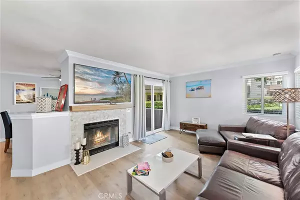 Dana Point, CA 92629,70 Corniche Drive #A