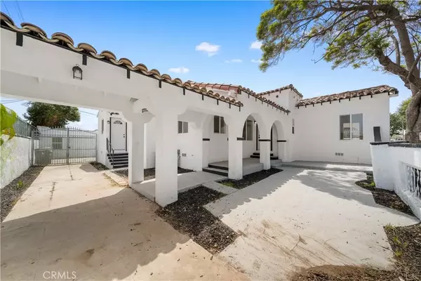 Los Angeles, CA 90047,1412 W 93rd Street