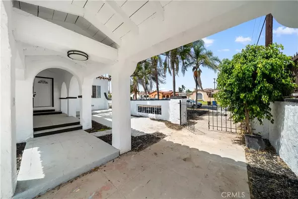 Los Angeles, CA 90047,1412 W 93rd Street