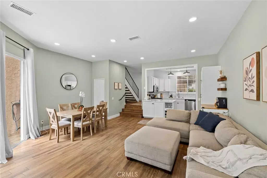 Laguna Hills, CA 92653,24404 Eastview Road #90
