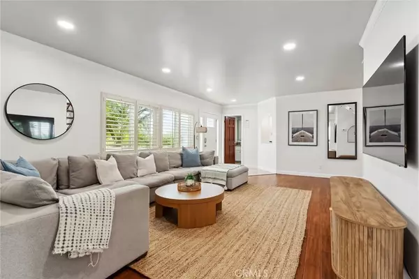 San Diego, CA 92109,4071 Riviera Drive